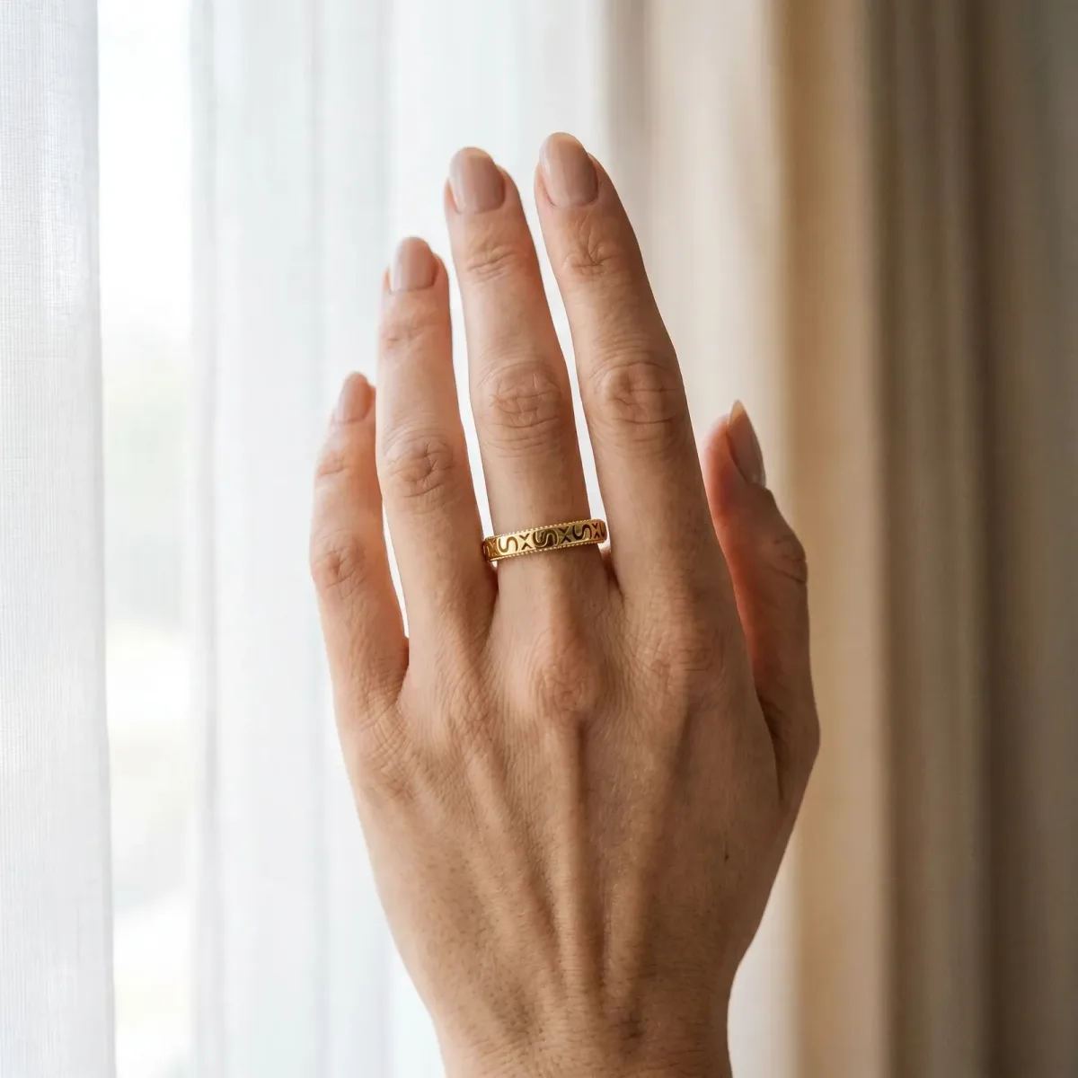 Vintage Engraved Milgrain Band Yellow gold