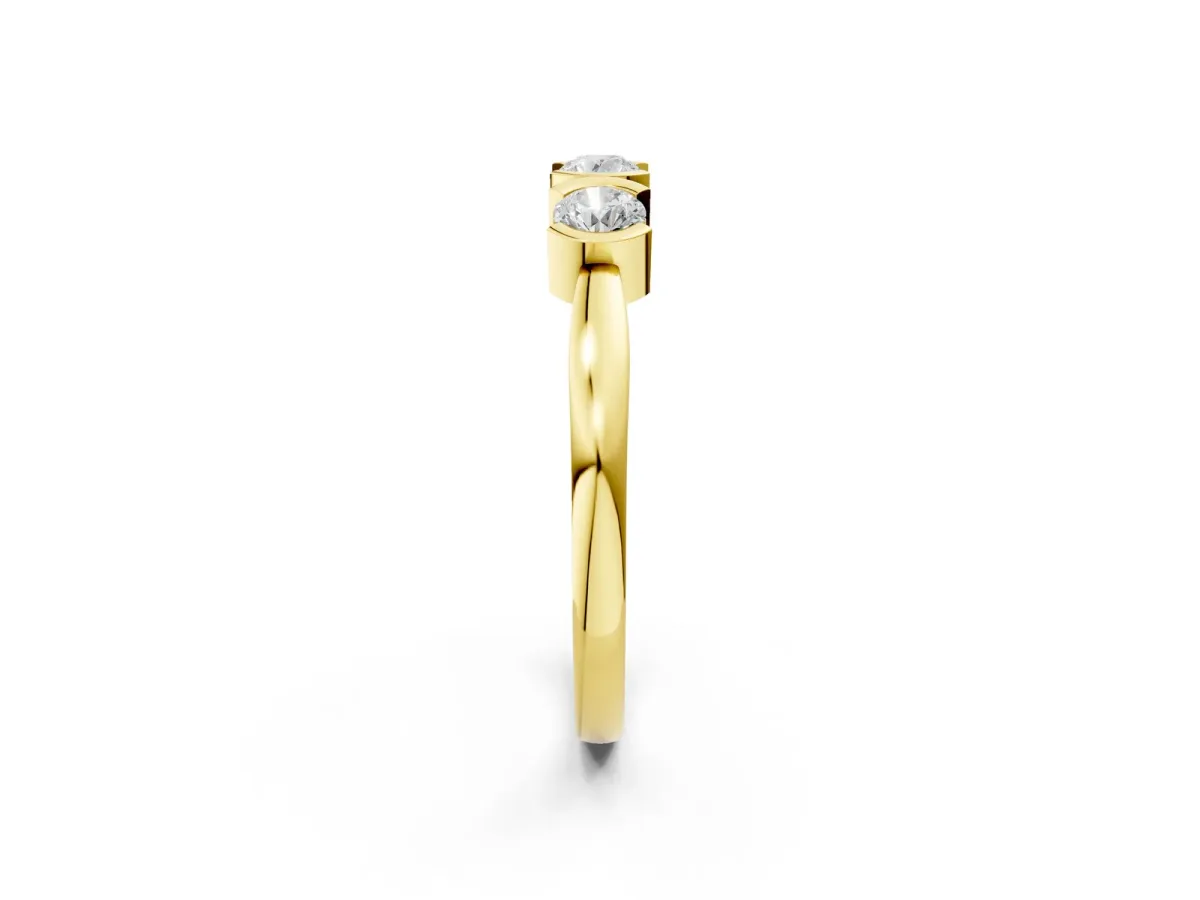 Three-Stone Round Diamond Half Bezel Prong Band Yellow gold