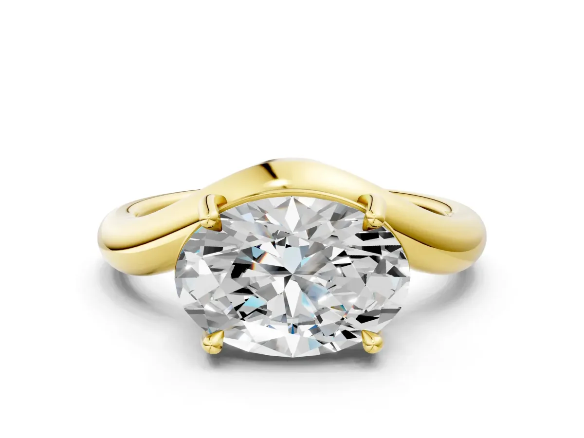 Oval Diamond Twisted Solitaire Ring Yellow gold